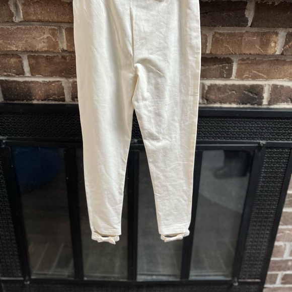Polo Ralph Lauren’s off white girls leggings with bow accent size 8-10 nwt - Picture 4 of 4